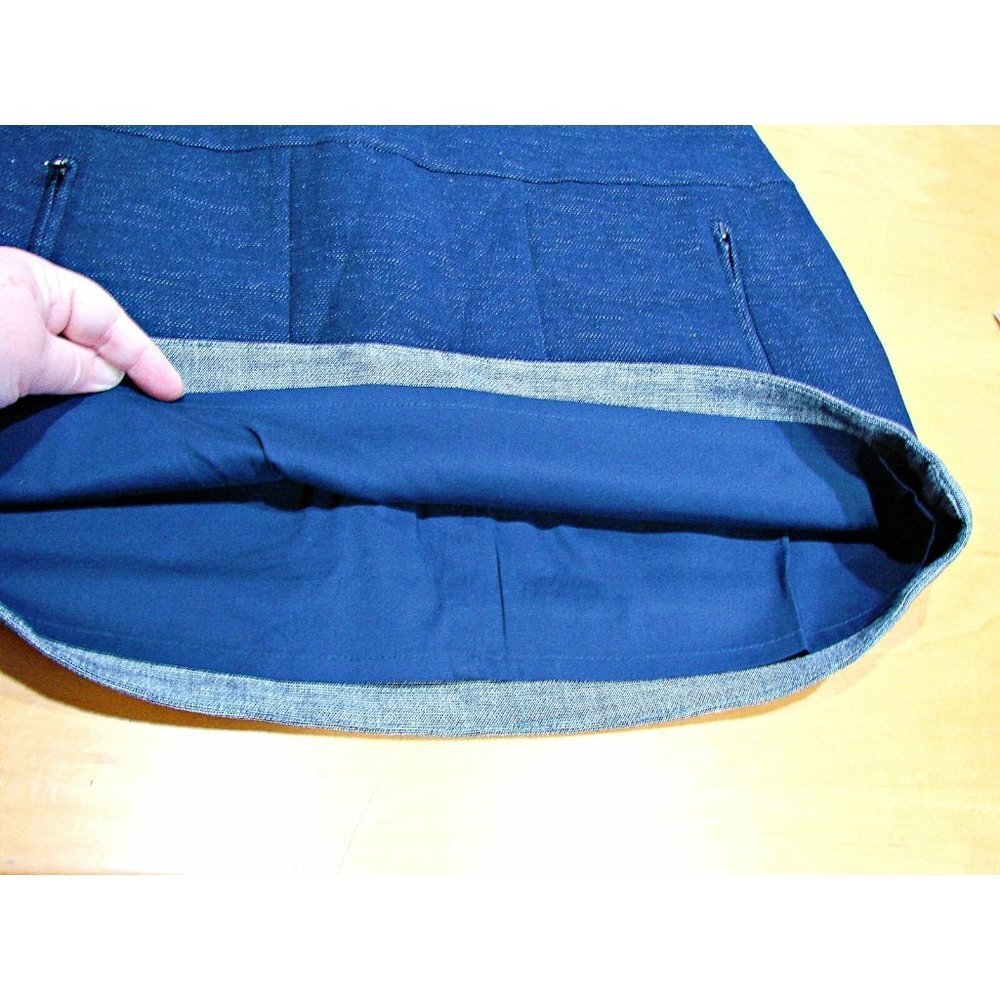 BCBG Maxazria Womens Denim Alden Blocked Hem Straight Skirt Blue Gray Wash Sz 4 - Picture 10 of 12